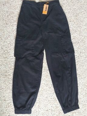 Forever 21 The Londyn Cargo Jogger Black Pants Women Medium NWT